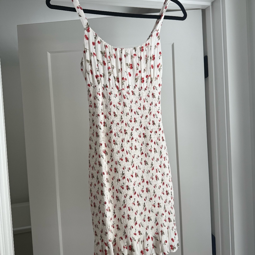 Abercrombie & Fitch Cherry Dress